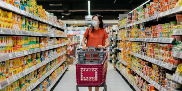 How Late is the Closest Grocery Store Open