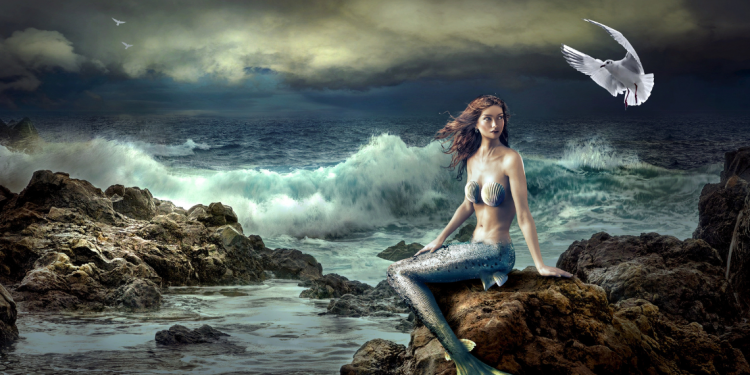 300 YEAR OLD MUMMIFIED MERMAID