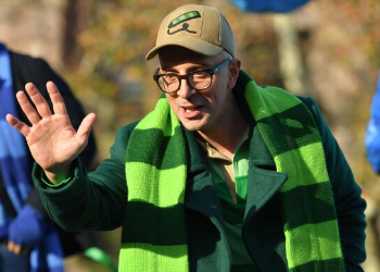 steven burns net worth