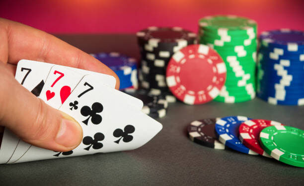 Online Casinos: