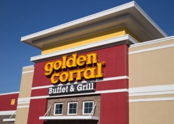 How Much Does It Cost to Eat at Golden Corral? A Simple Guide
