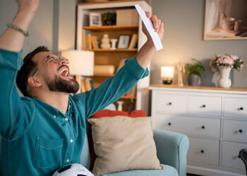 Win Smart and Safe: Your Complete Guide to Online Lottery Play
